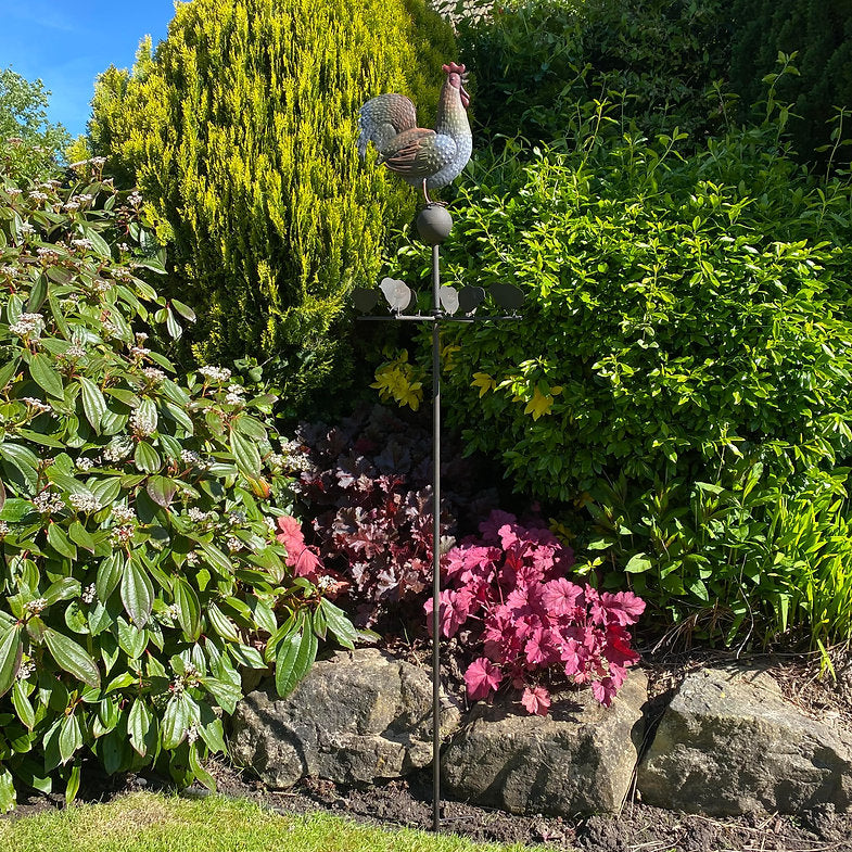 67" METAL STAKE WITH MOVING COCKERAL garden ornament