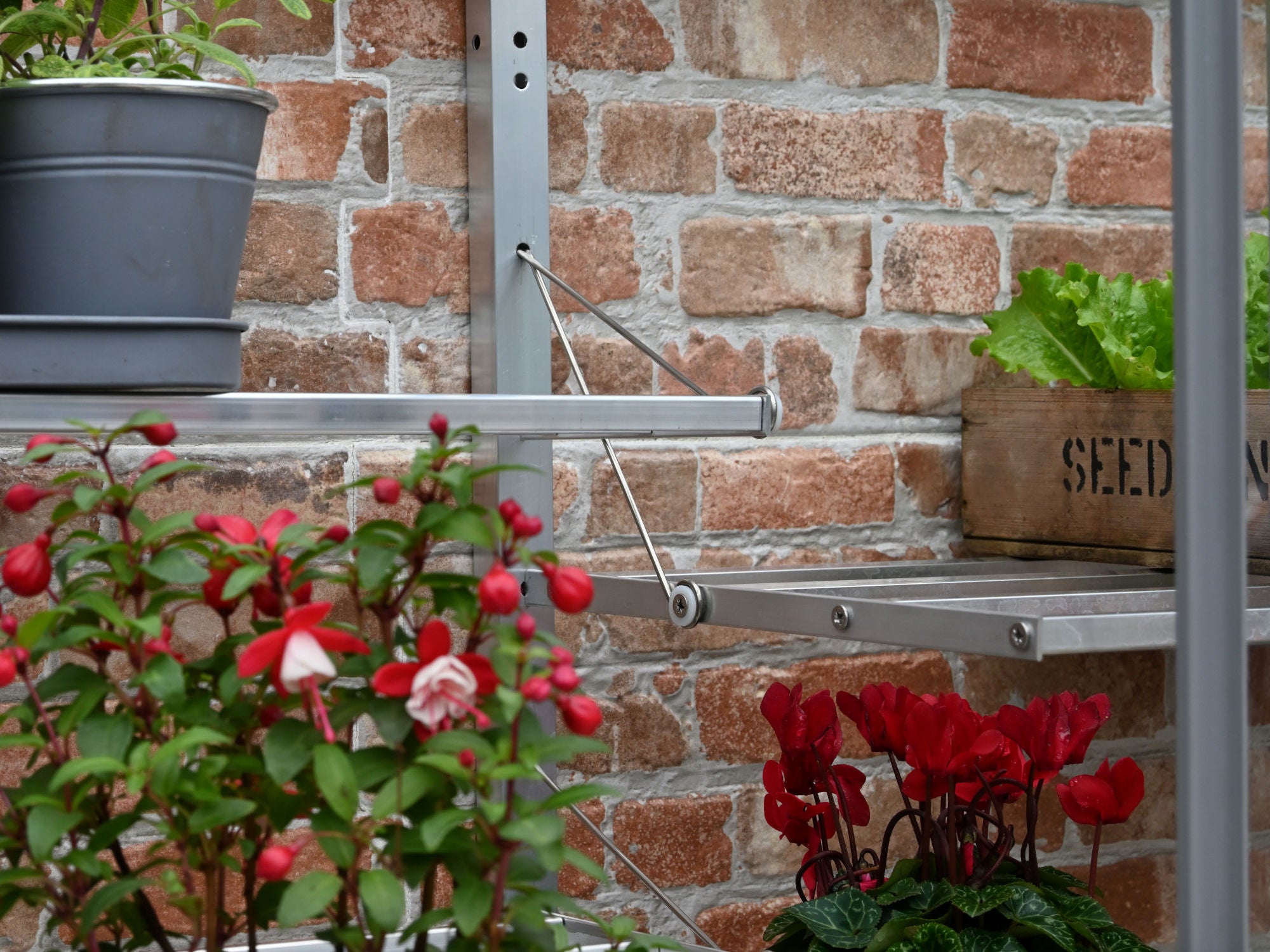 ガーデンファニチャー SRL . MINI GREENHOUSE SRL . MINI GREENHOUSE