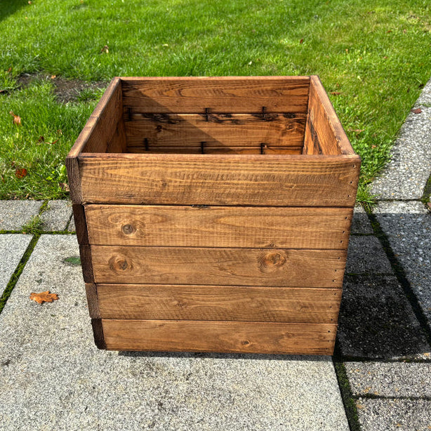 Buy Charles Taylor Berwick Planter online UK