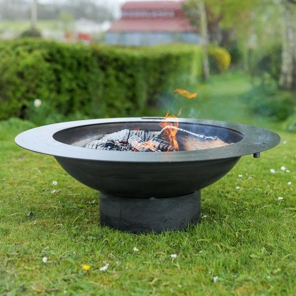 Firepits UK Top Hat Collection