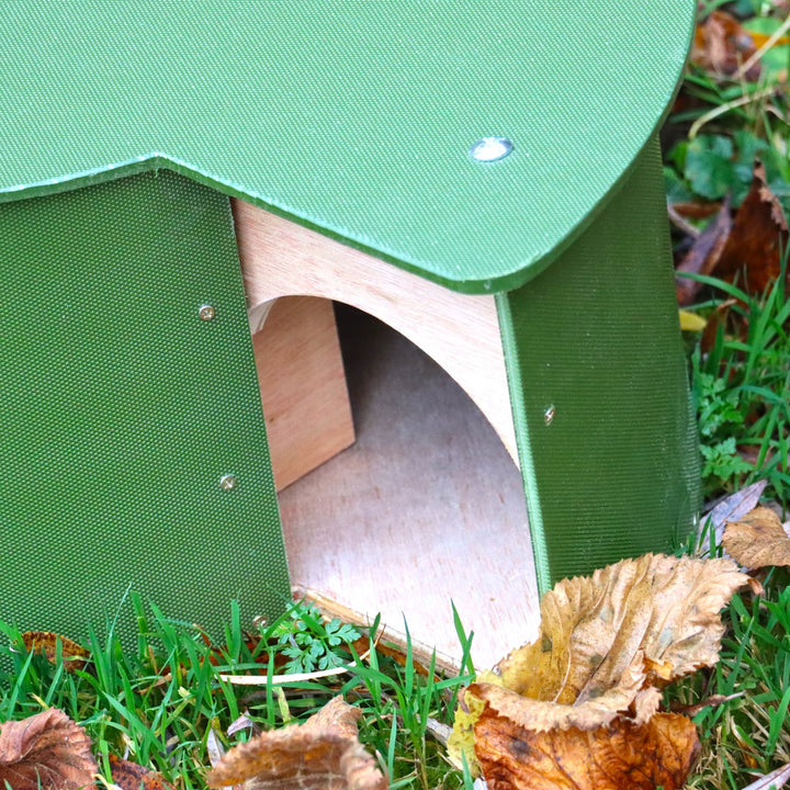 Wildlife World Nature Restoration Hogilo Hedgehog House & Feeding Lounge