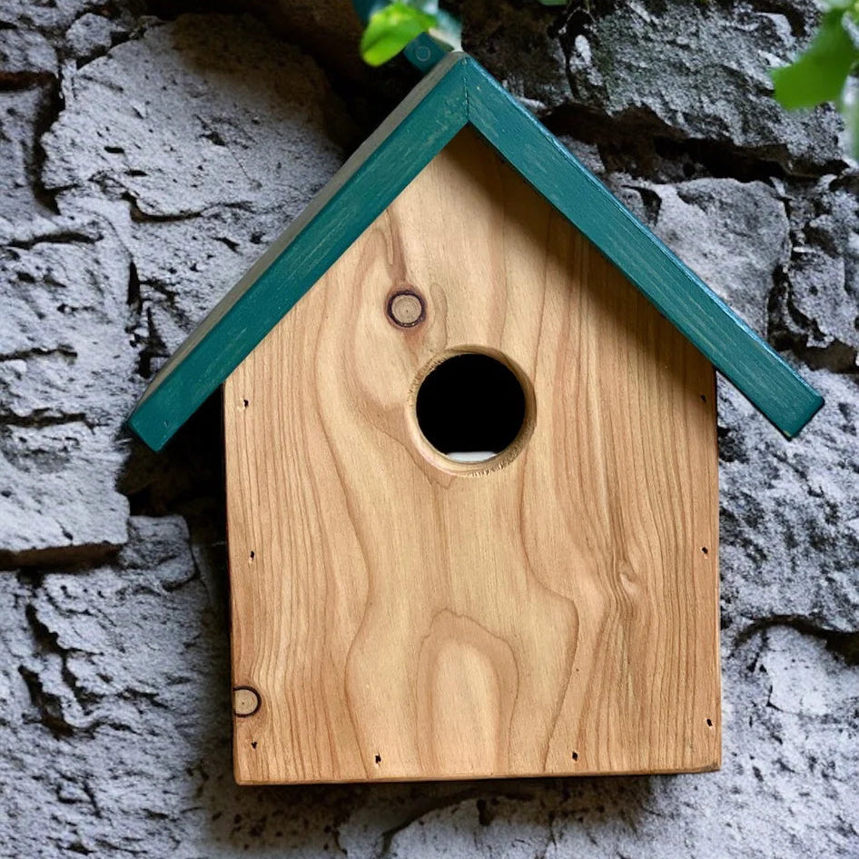 RHS Iris Nest Box