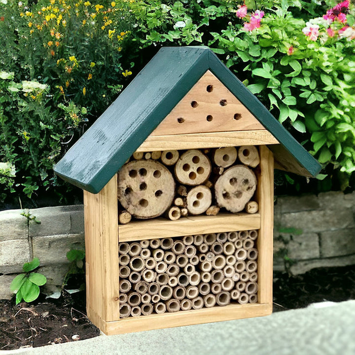 RHS Buzzing Large Solitary Bee Hotel