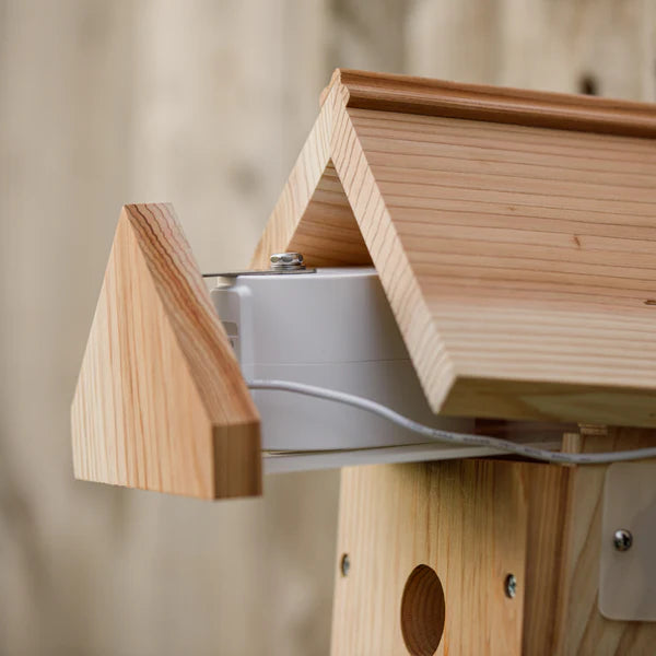 Gardenature Solar Powered Battery WiFi Bird Box Camera System