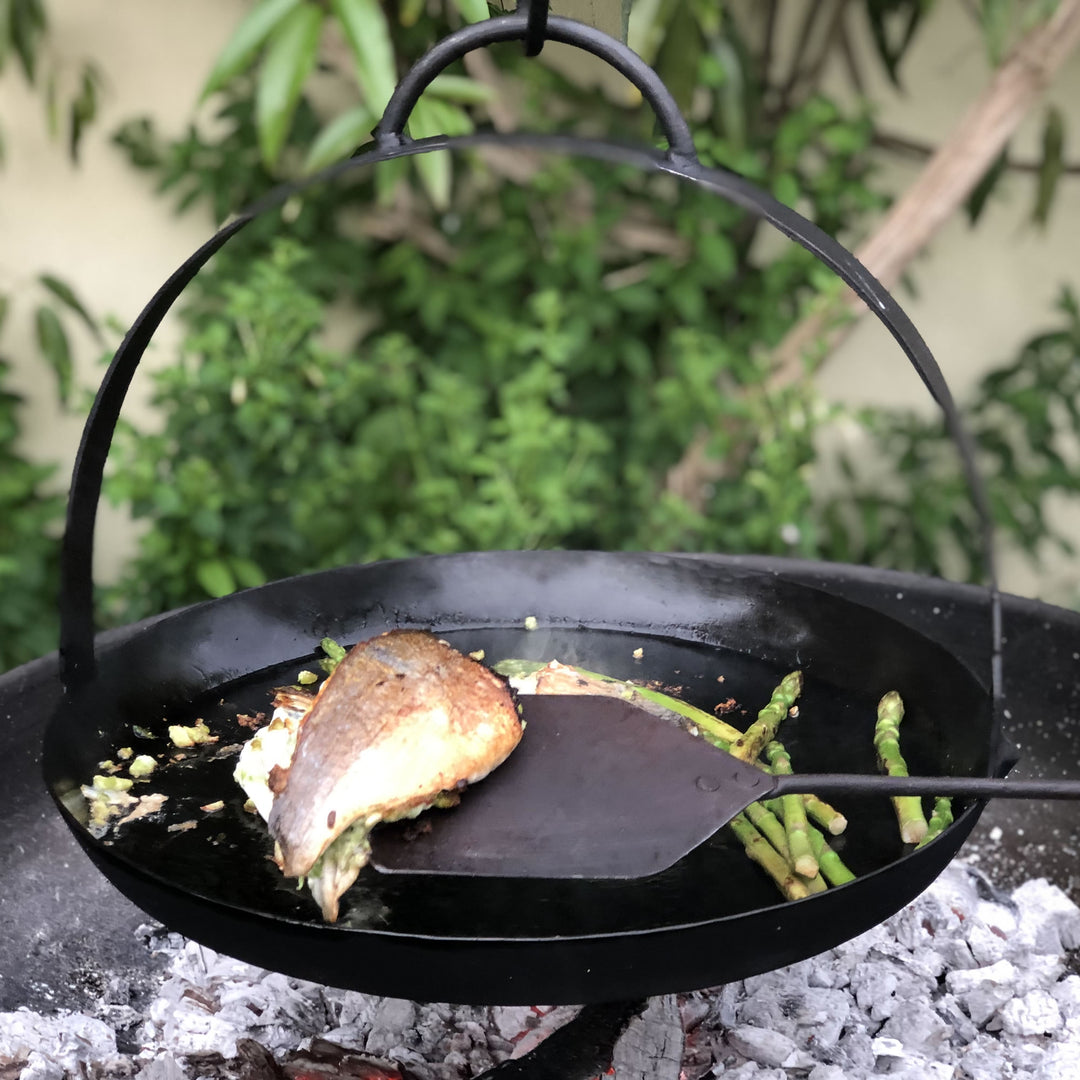 Firepits UK Hanging Skillet Pan