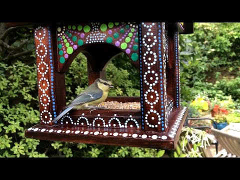 Wildlife World Artisan Hanging Bird Table